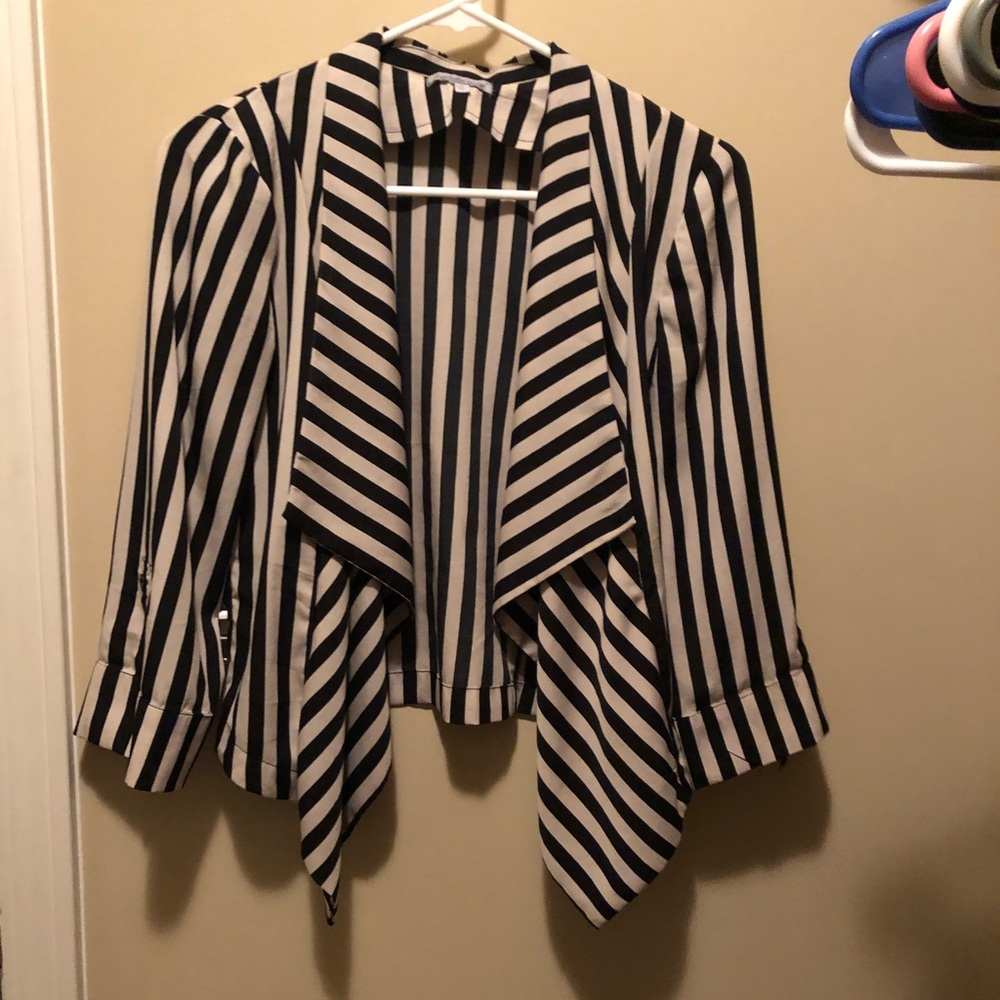 🖤🖤SOLD🖤🖤Striped blazer